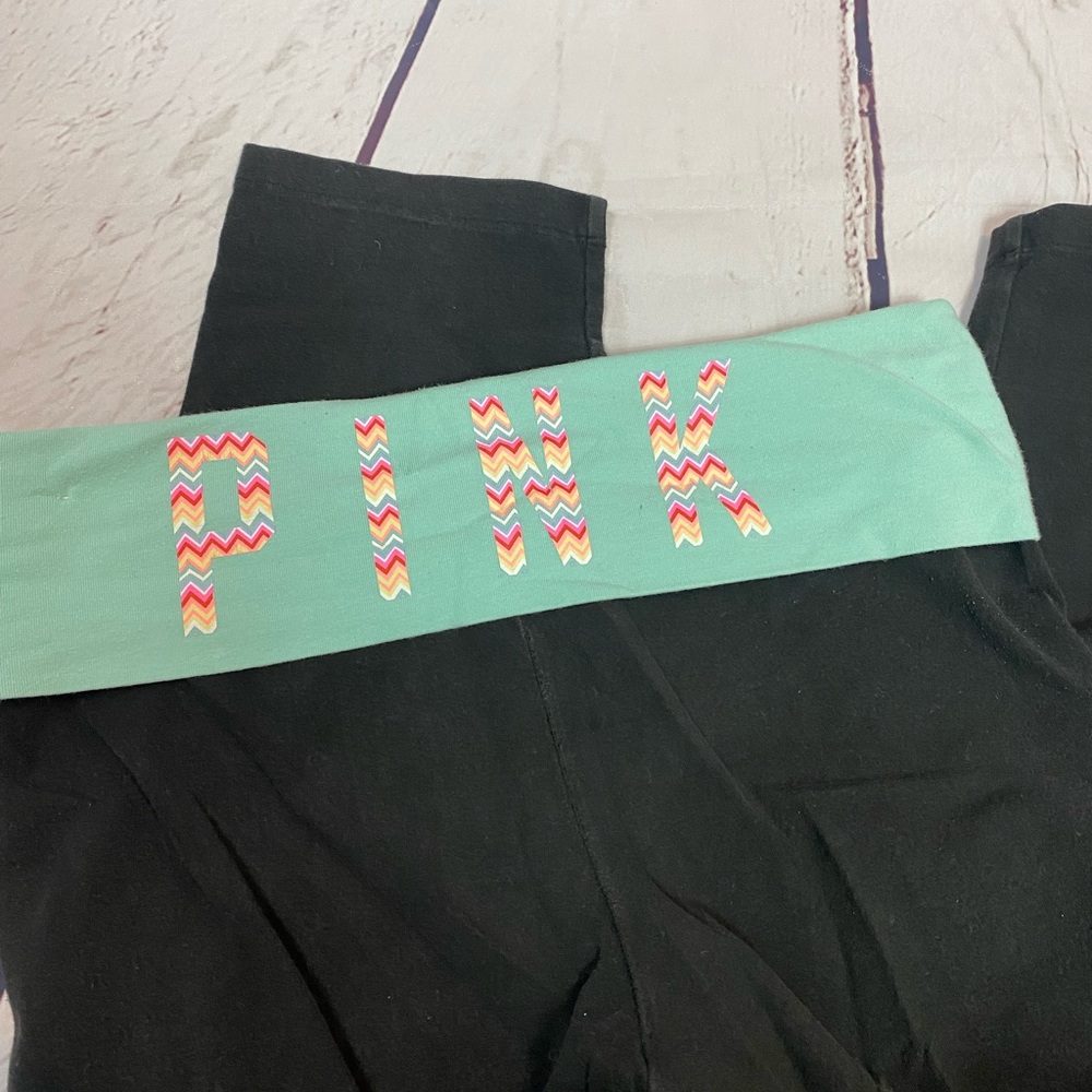 VS Pink Fold Over Cropped Yoga Pants - Picture 1 of 4